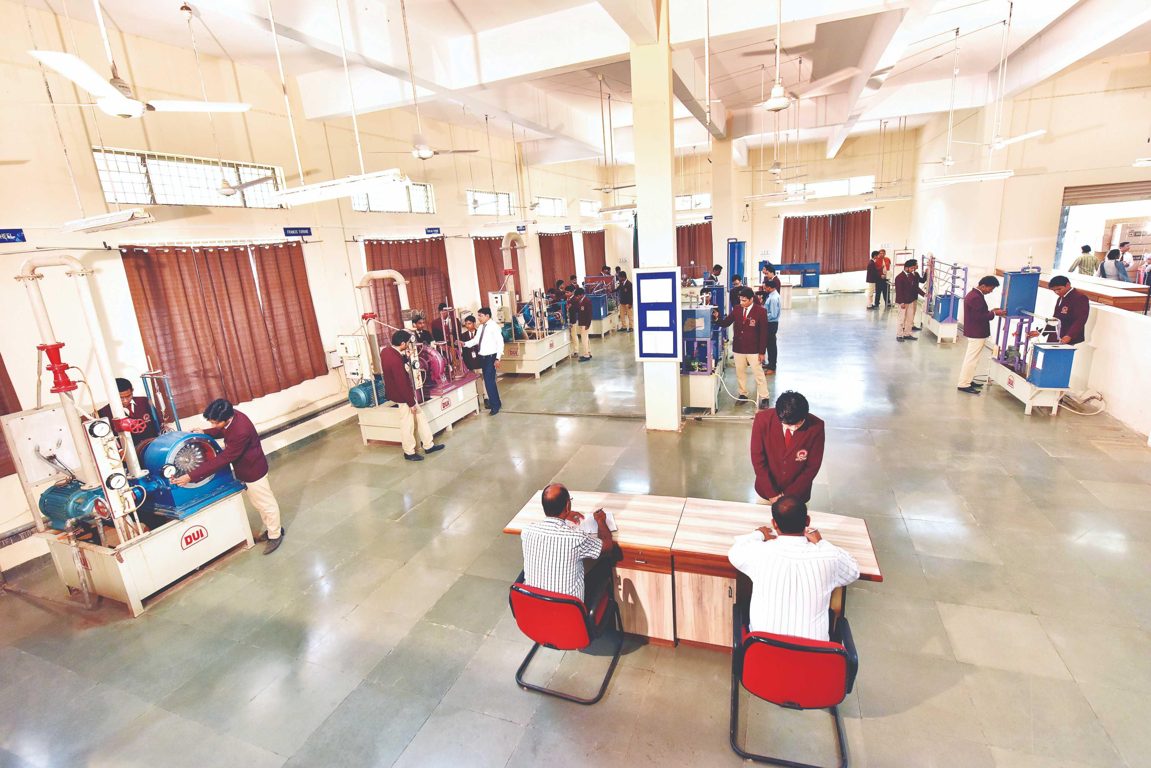 Technocrats Group of Institutions Bhopal Labs photo 49